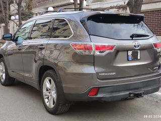 Toyota Highlander foto 1