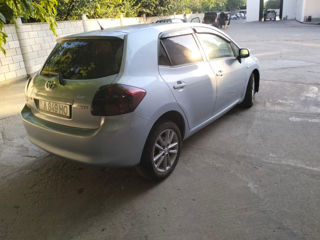 Toyota Auris foto 4