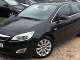 Opel Astra foto 1