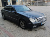 Mercedes E-Class foto 5