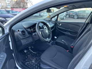 Renault Clio foto 11