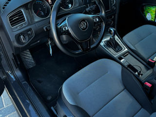 Volkswagen Golf foto 8