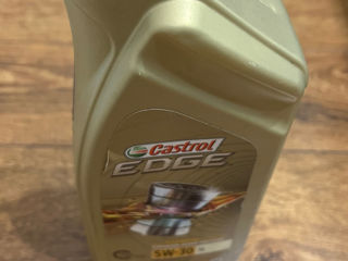 Продам 1L моторного масла Castrol Edge 5w-30 foto 2