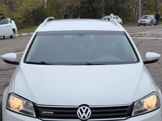 Volkswagen Passat foto 2