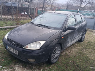 Dezmembrez 1.8 TDCI 2004 foto 2