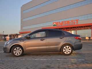 KIA Rio foto 2