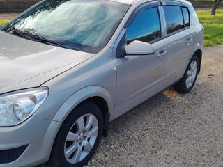 Opel Astra foto 2