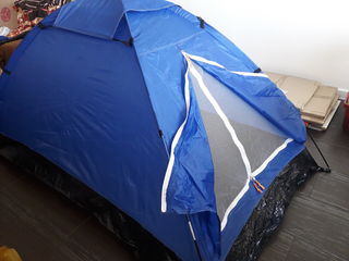 Палатка пятиместная новая в упаковке foto 1