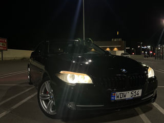 BMW 5 Series foto 3