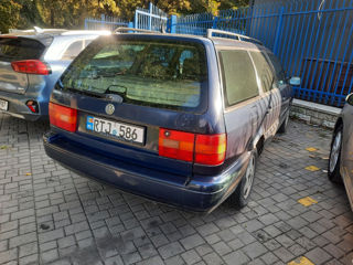 Volkswagen Passat foto 4