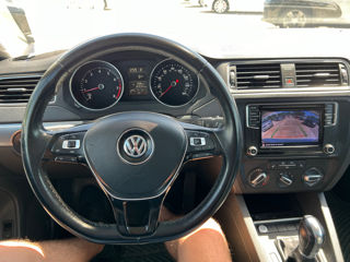 Volkswagen Jetta foto 6