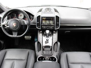 Porsche Cayenne foto 5