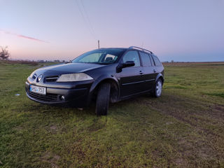 Renault Megane foto 2