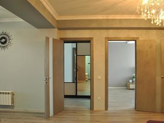 Apartament cu 3 camere, 115 m², Centru, Chișinău foto 5