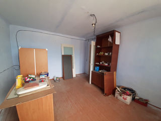 Apartament cu 3 camere, 86 m², Periferie, Cahul foto 4