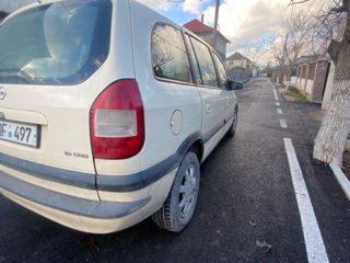 Opel Zafira foto 5