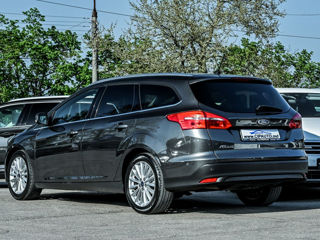 Ford Focus foto 2