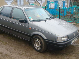 Volkswagen Passat foto 1