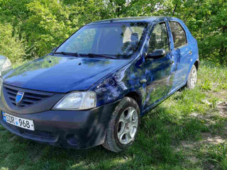 Dacia Logan foto 2