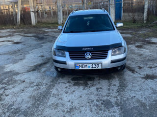 Volkswagen Passat foto 4