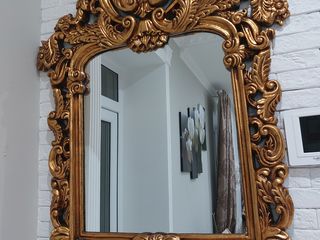 Oglinda in stil Baroc