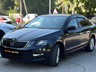 Skoda Octavia foto 3