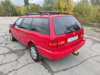 Volkswagen Passat foto 4