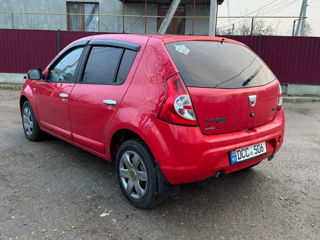 Dacia Sandero foto 4