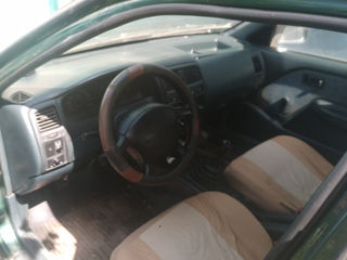 Nissan Almera foto 3