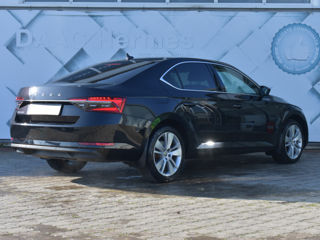 Skoda Superb foto 4