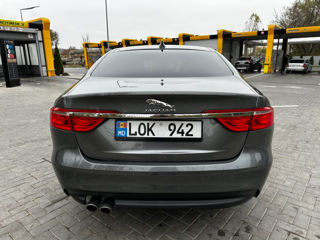 Jaguar XF foto 9