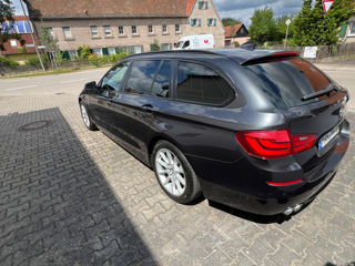 BMW 5 Series Touring foto 17