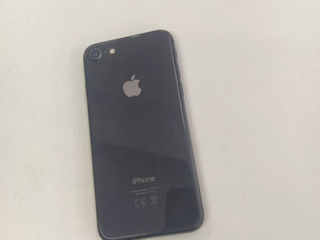 iPhone 8 64GB foto 2