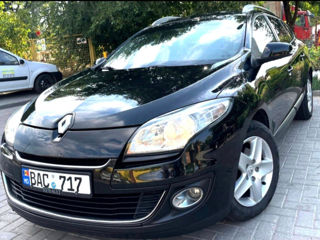 Renault Megane foto 2