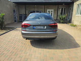 Volkswagen Passat foto 2