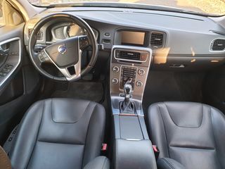 Volvo V60 foto 8