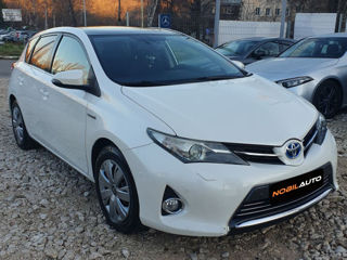 Toyota Auris foto 2