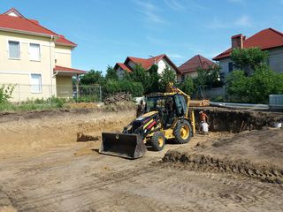 Prestăm servicii excavator foto 1