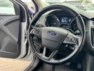 Ford Focus foto 9