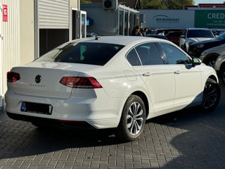 Volkswagen Passat foto 3