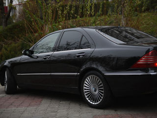 Mercedes S-Class foto 2