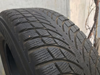 R17/65/235 Michelin (Iarna) foto 2