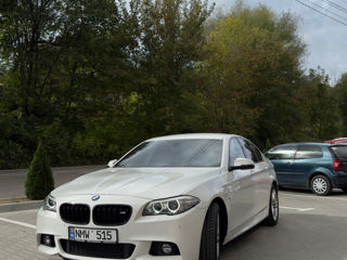 BMW 5 Series foto 2