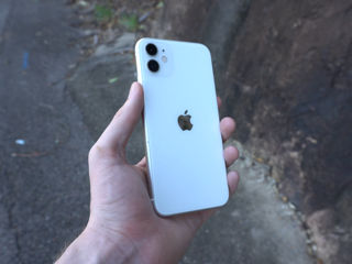 iPhone 11 64 GB de la 232 pe lună! Ca nou! foto 2