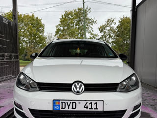 Volkswagen Golf foto 1