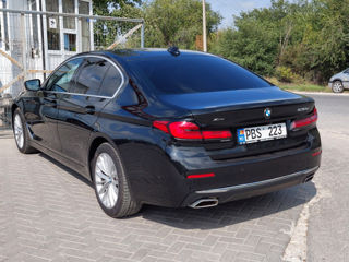 BMW 5 Series foto 4