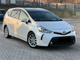 Toyota Prius +