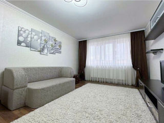 Apartament cu 2 camere, 76 m², Botanica, Chișinău foto 3