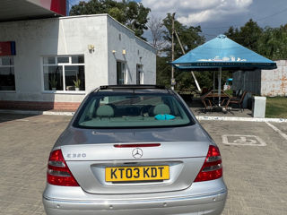 Mercedes E-Class foto 9