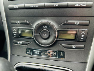 Toyota Auris foto 5